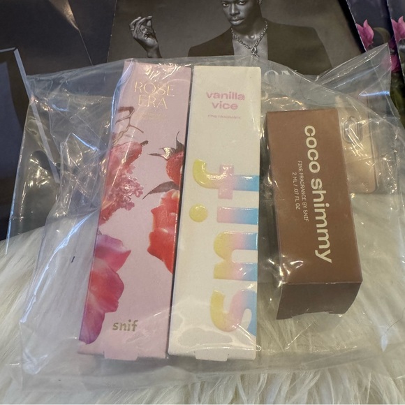 NWT Massive Fragrance Sample Bundle Haul NEW Travel Size - Picture 3 of 9